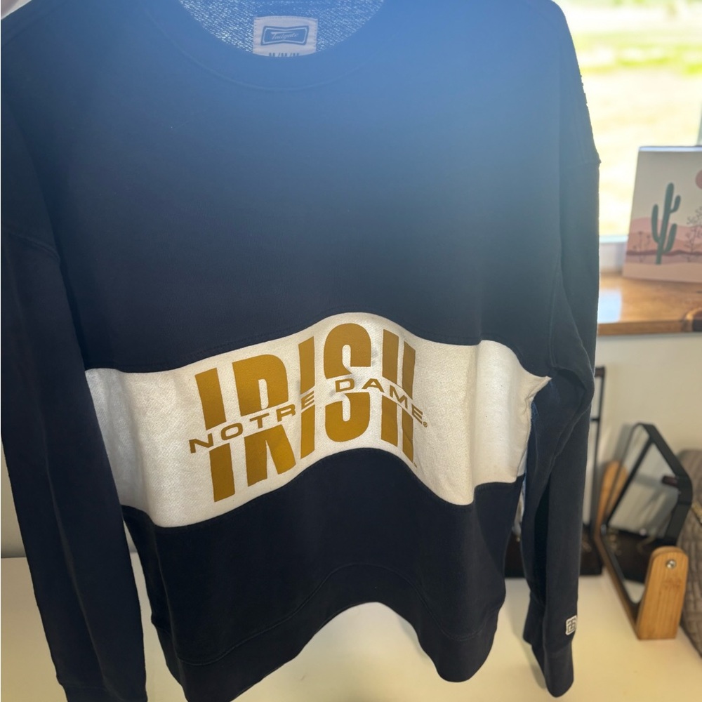 Notre Dame Women's Black and Gold Sweater